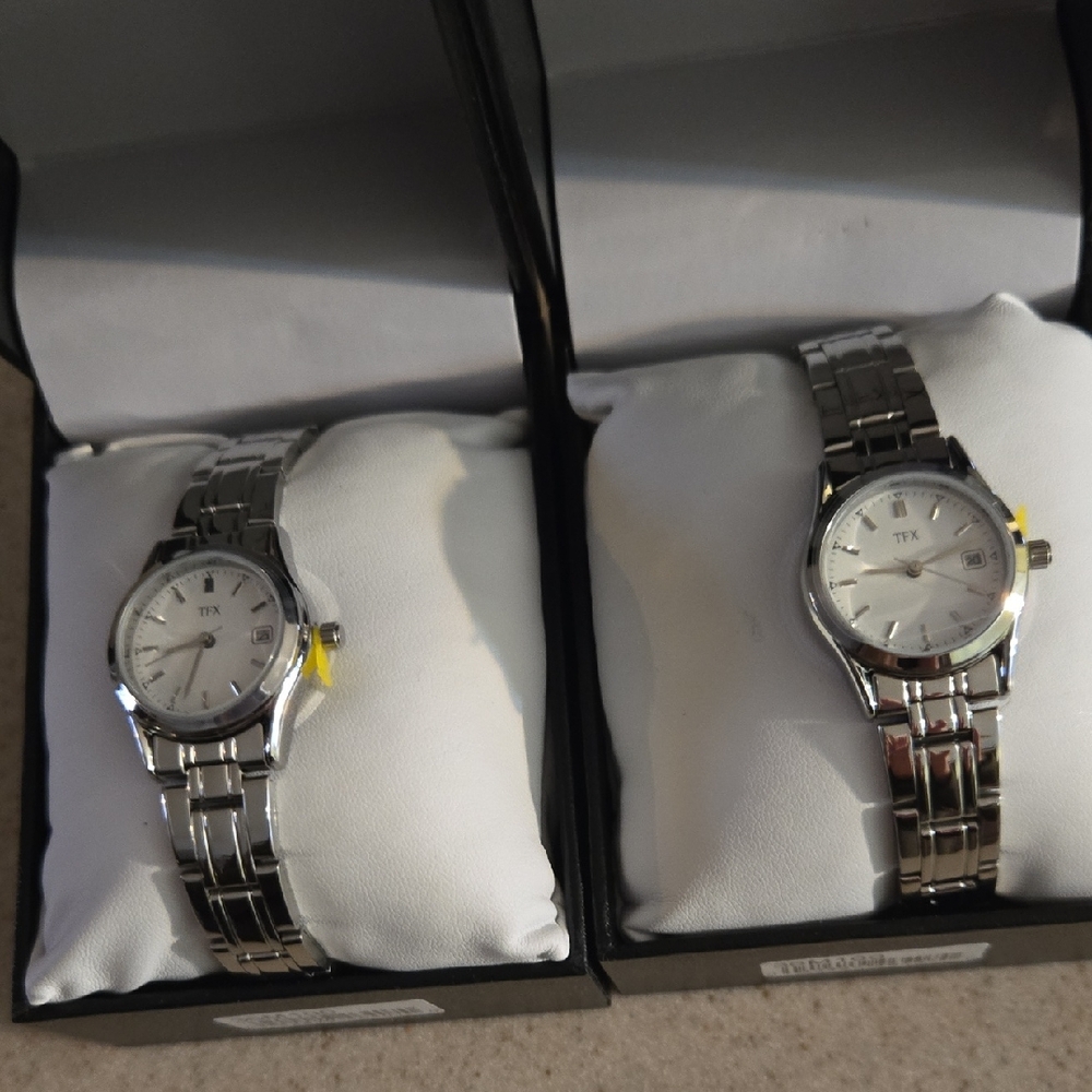 Women's Silver Tone Watch Adjustable Band